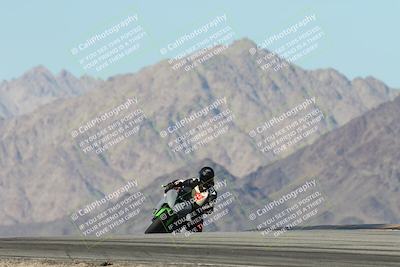 media/Dec-01-2025-Moto Forza (Mon) [[2daa91e15f]]/1-Advanced Group/Session 4 Turn 9/